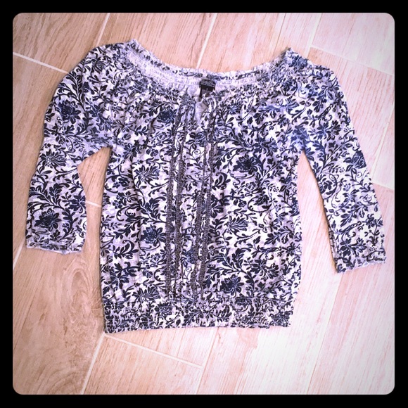 Lucky Brand Tops - ❤️DONATED❤️Lucky Brand Blouse